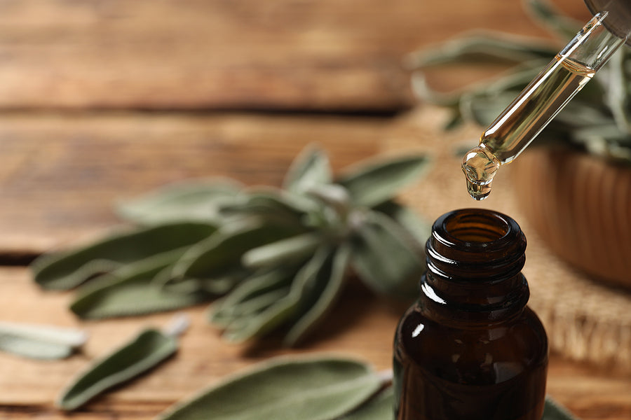 Cleansing with Clary Sage: The Best Oil for Your Face