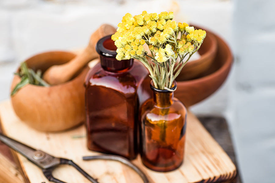 Discover the Secret to Flawless Skin: Benefit of Helichrysum Essential Oil